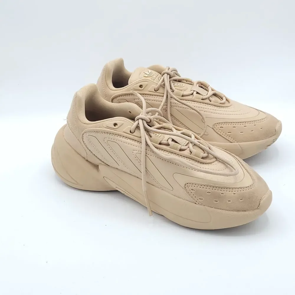 Adidas Ozelia Savanna kids size 4